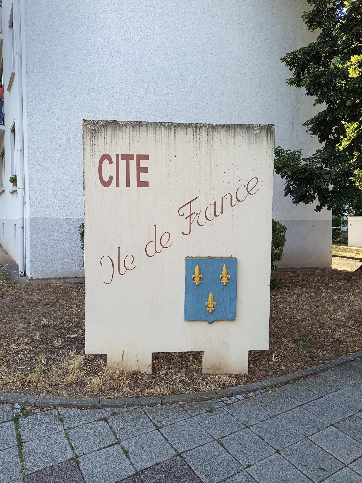 Datei:Ile de France Landau 2.jpeg