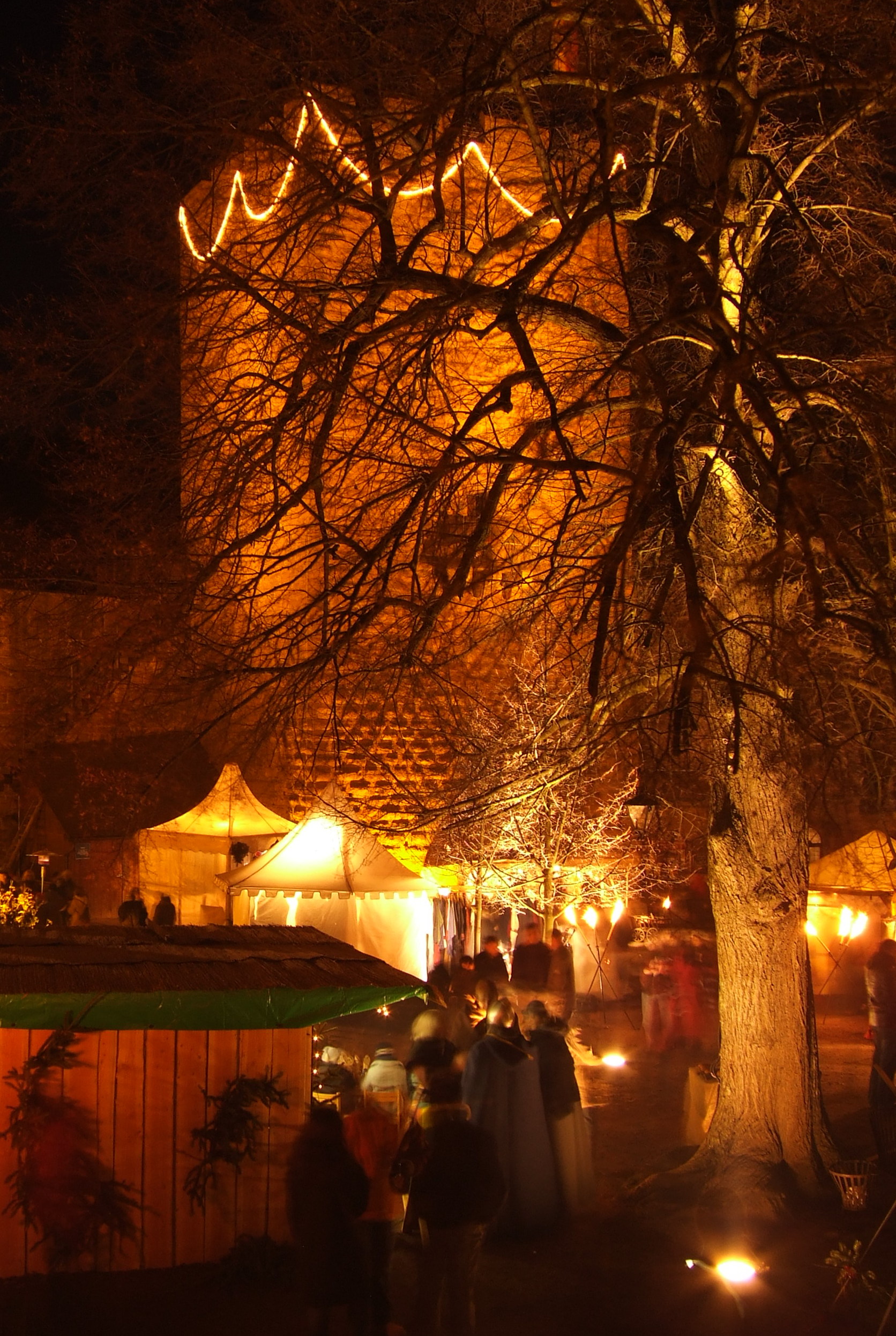 Mittelalterlicher Weihnachtsmarkt auf Burg Landeck am 13. Dezember 2008