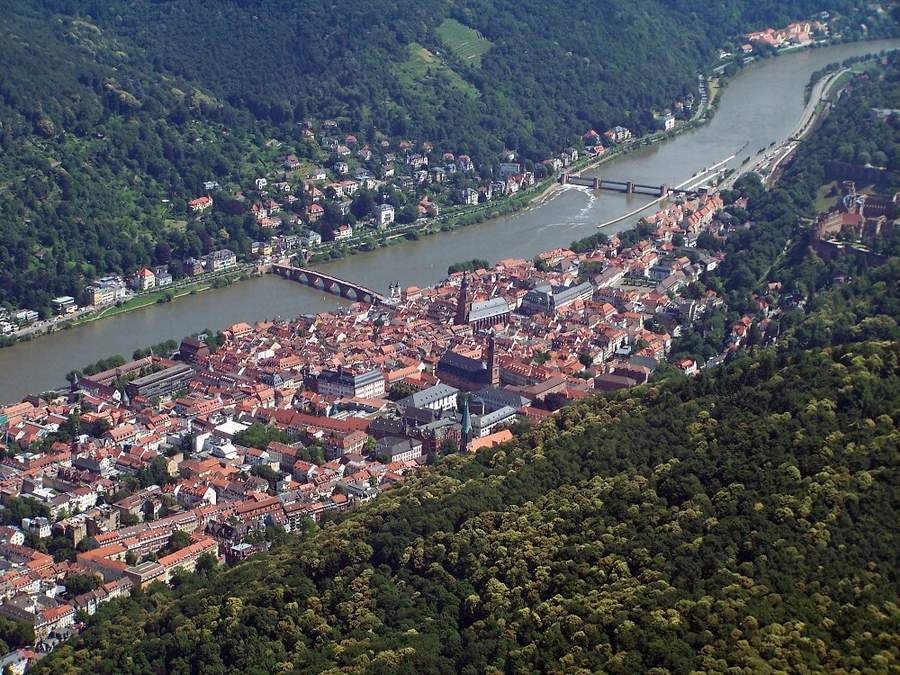 Luftbild von Heidelbergs Altstadt