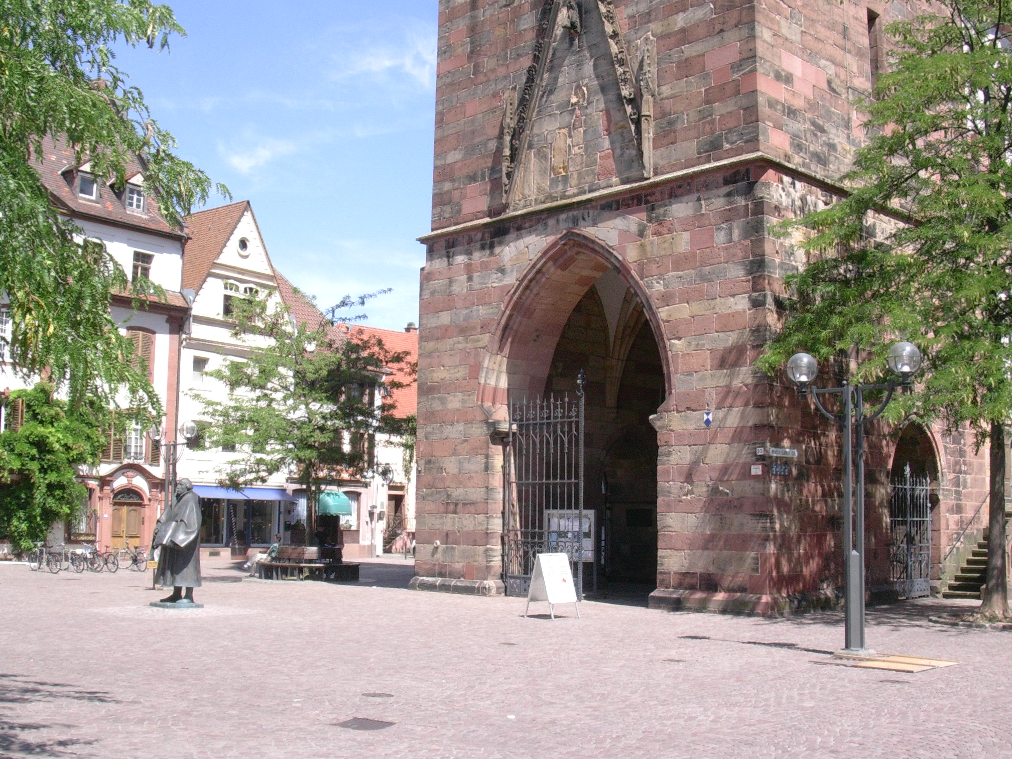 Portal der Stiftskirche