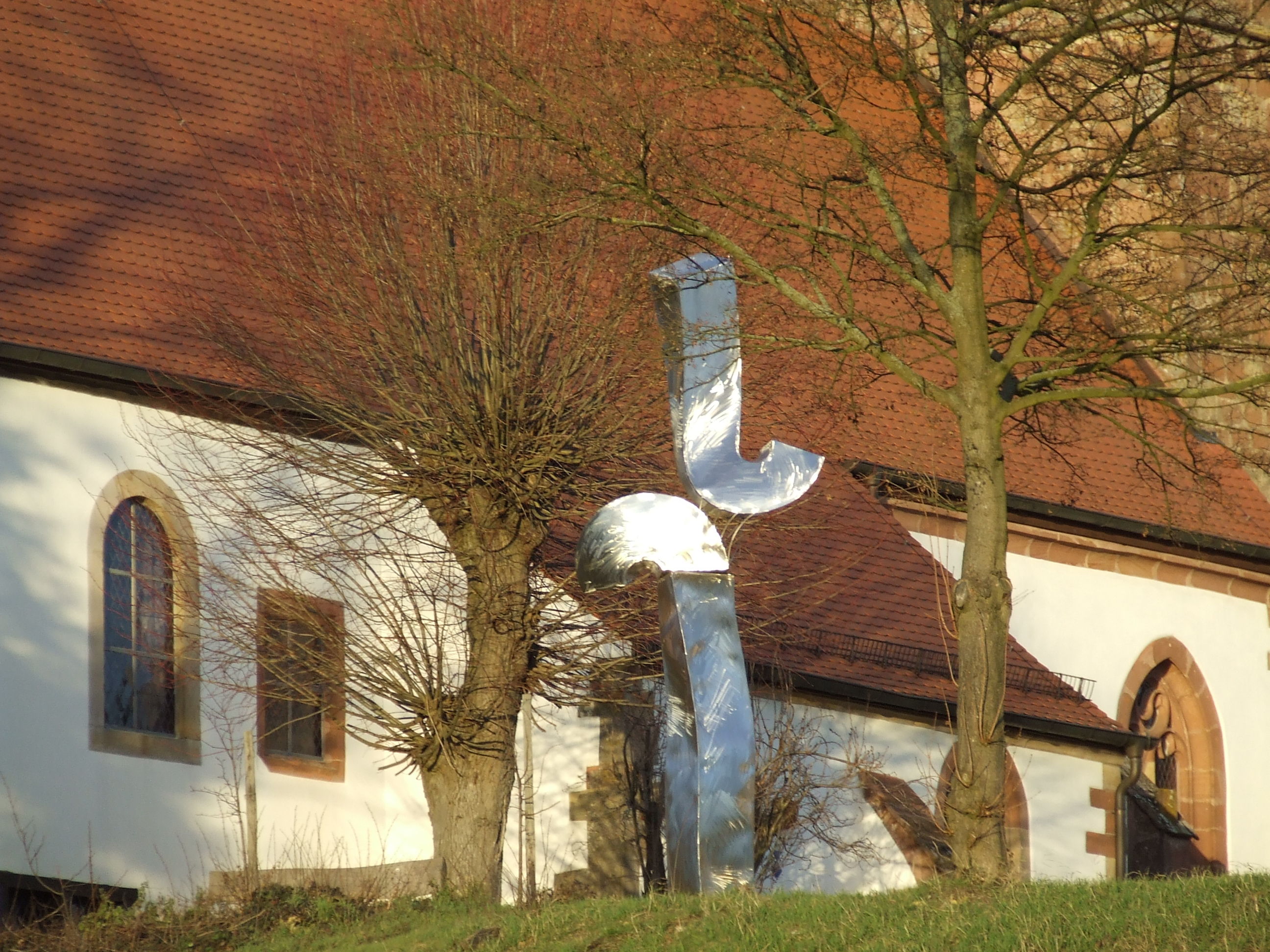 Skulptur von der Kirche in Minfeld