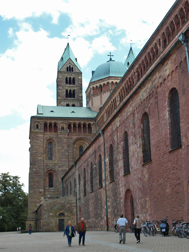 Datei:Speyer-Kaiserdom-NOTurm-01.jpg