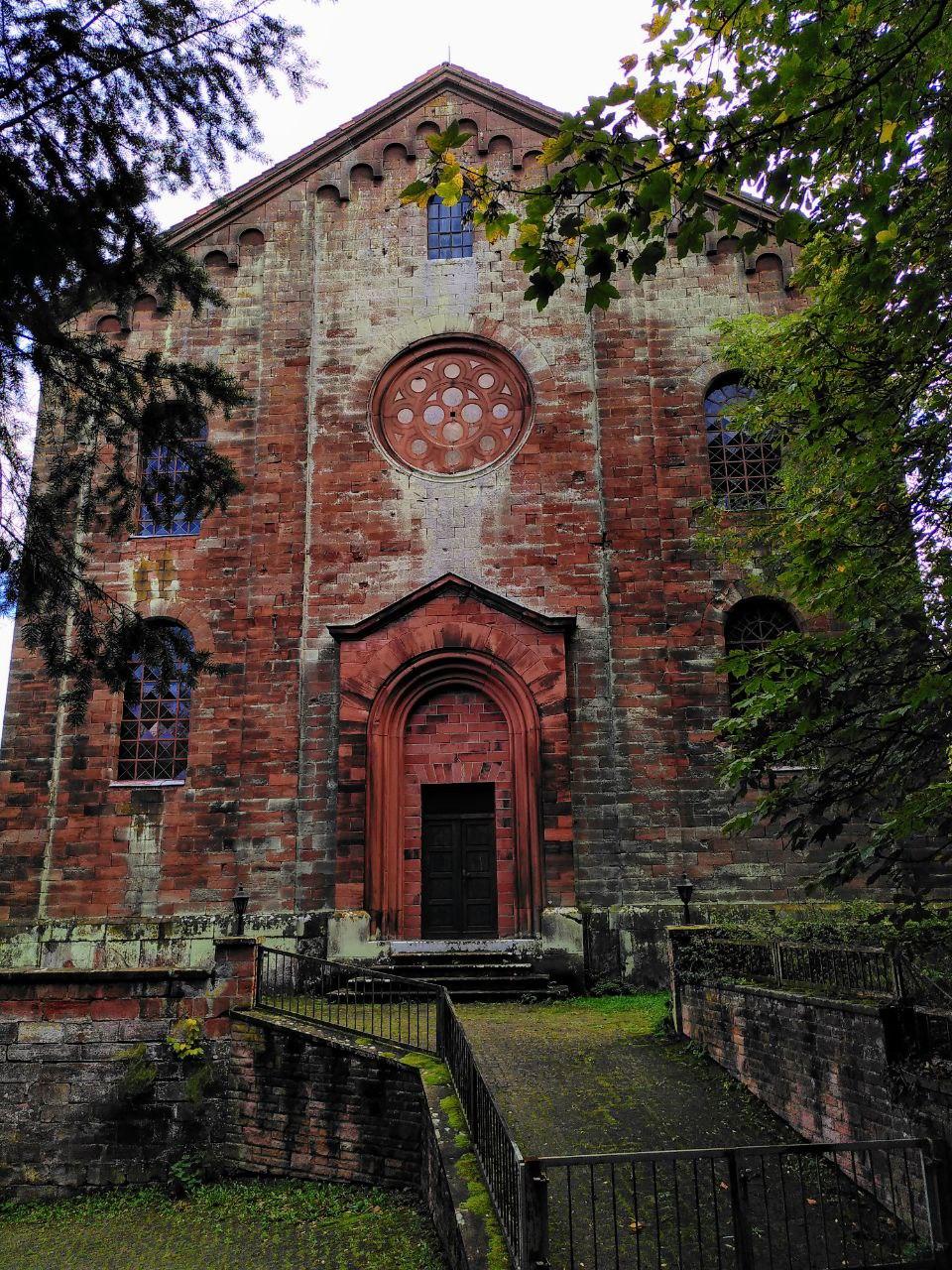 Datei:Bergkirche Albersweiler 01.jpg