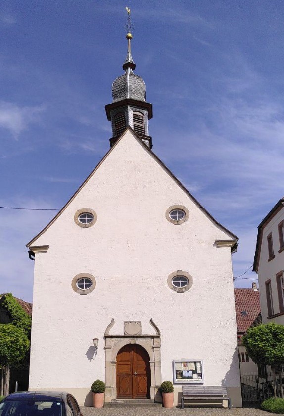 Datei:Protestantische Kirche Bornheim.jpg