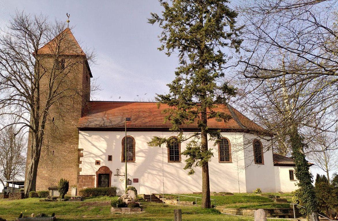 Datei:Protestantische Kirche Wollmesheim 1.jpg