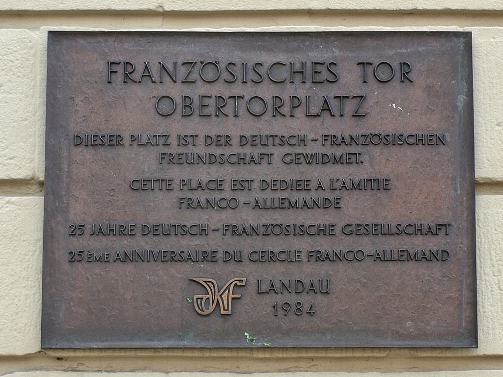 Datei:Landau-Obertorplatz-06.jpg
