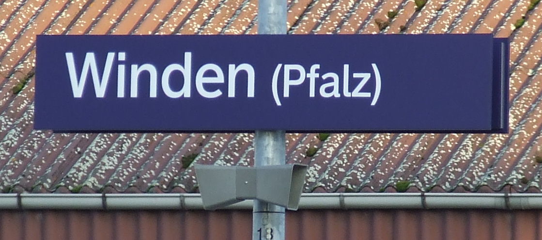 Datei:Winden Bahnhof 1.jpg