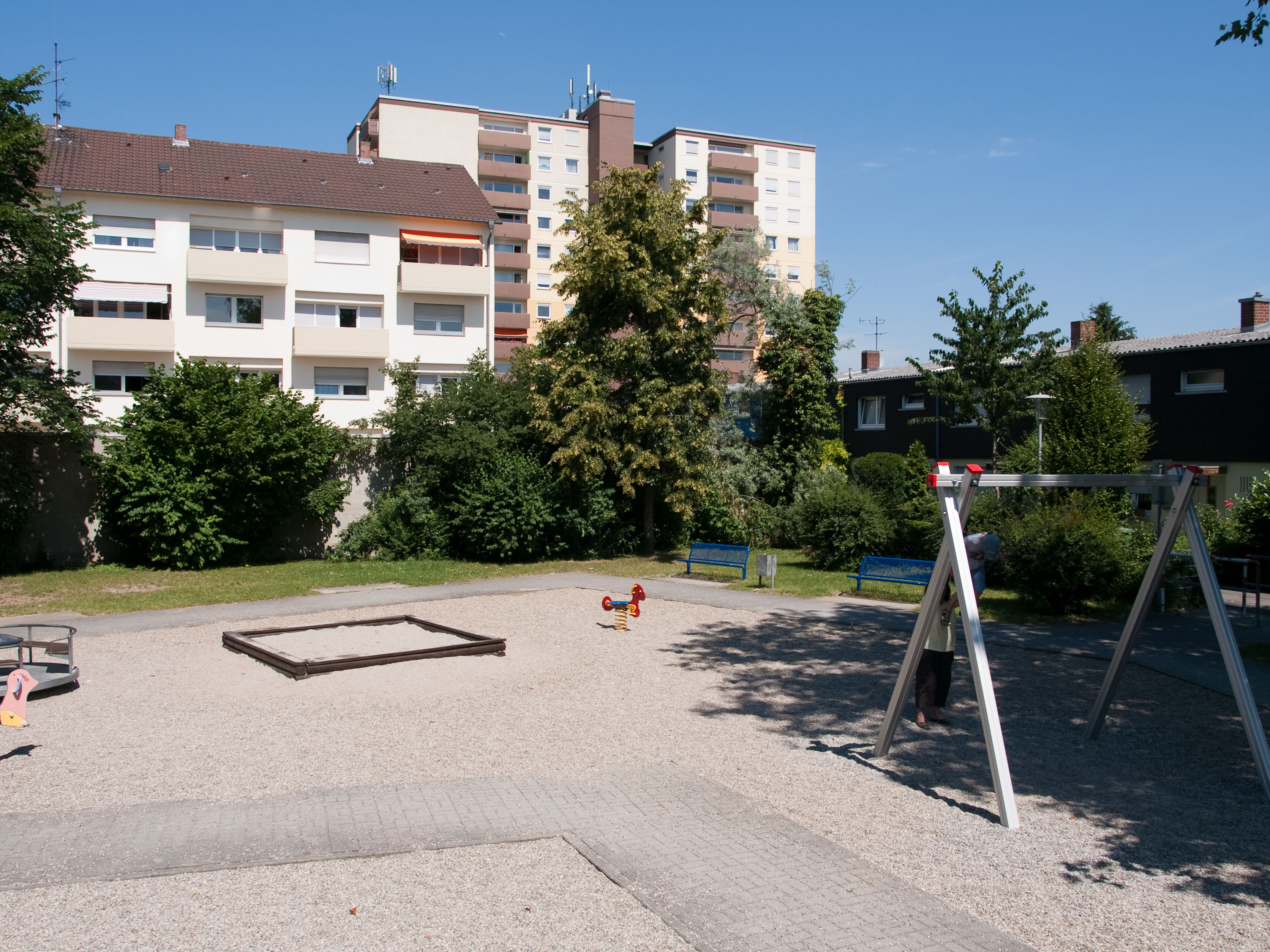 Spielplatz Grenzhöfer Straße Schwetzingen-4.jpg