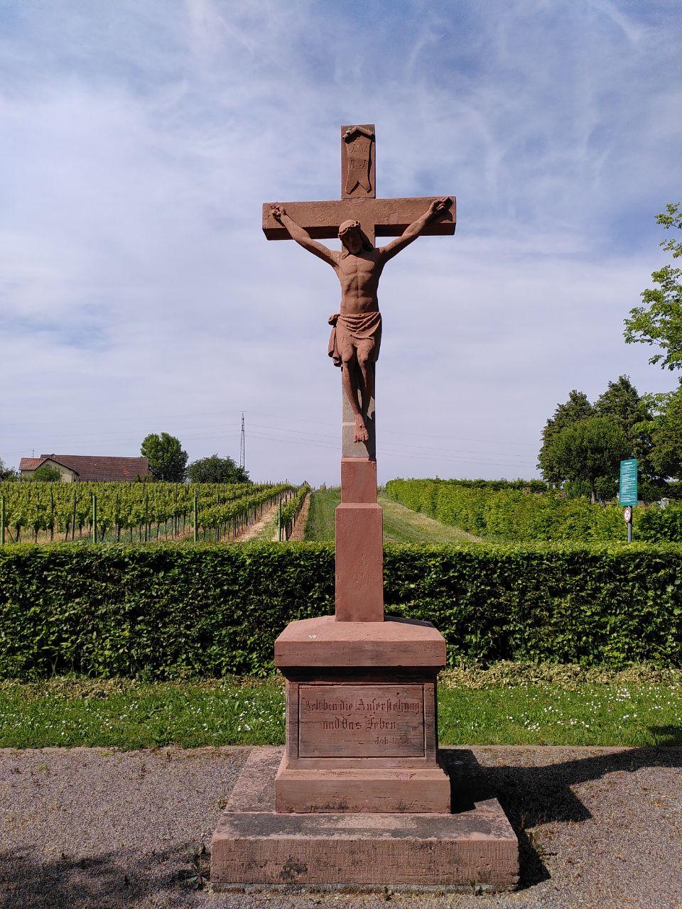 Datei:Friedhofkreuz Bornheim.jpg