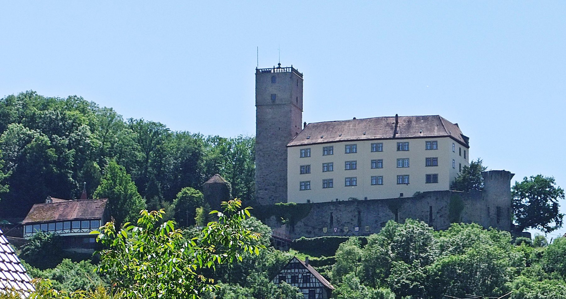 Datei:Burg Guttenberg 14.JPG