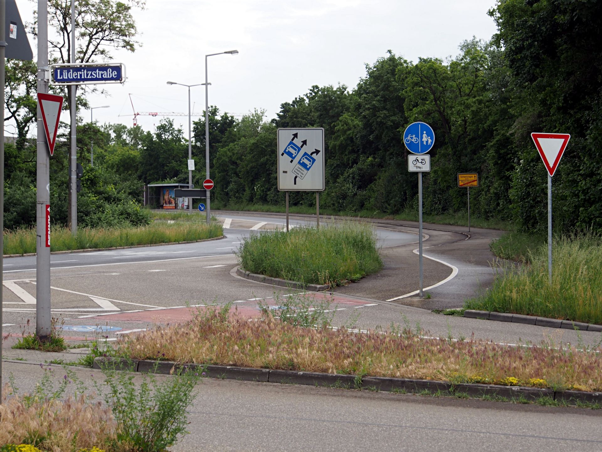 Datei:B36 Rheinau-Rohrhof Teil-Kraftfahrstraße.jpg