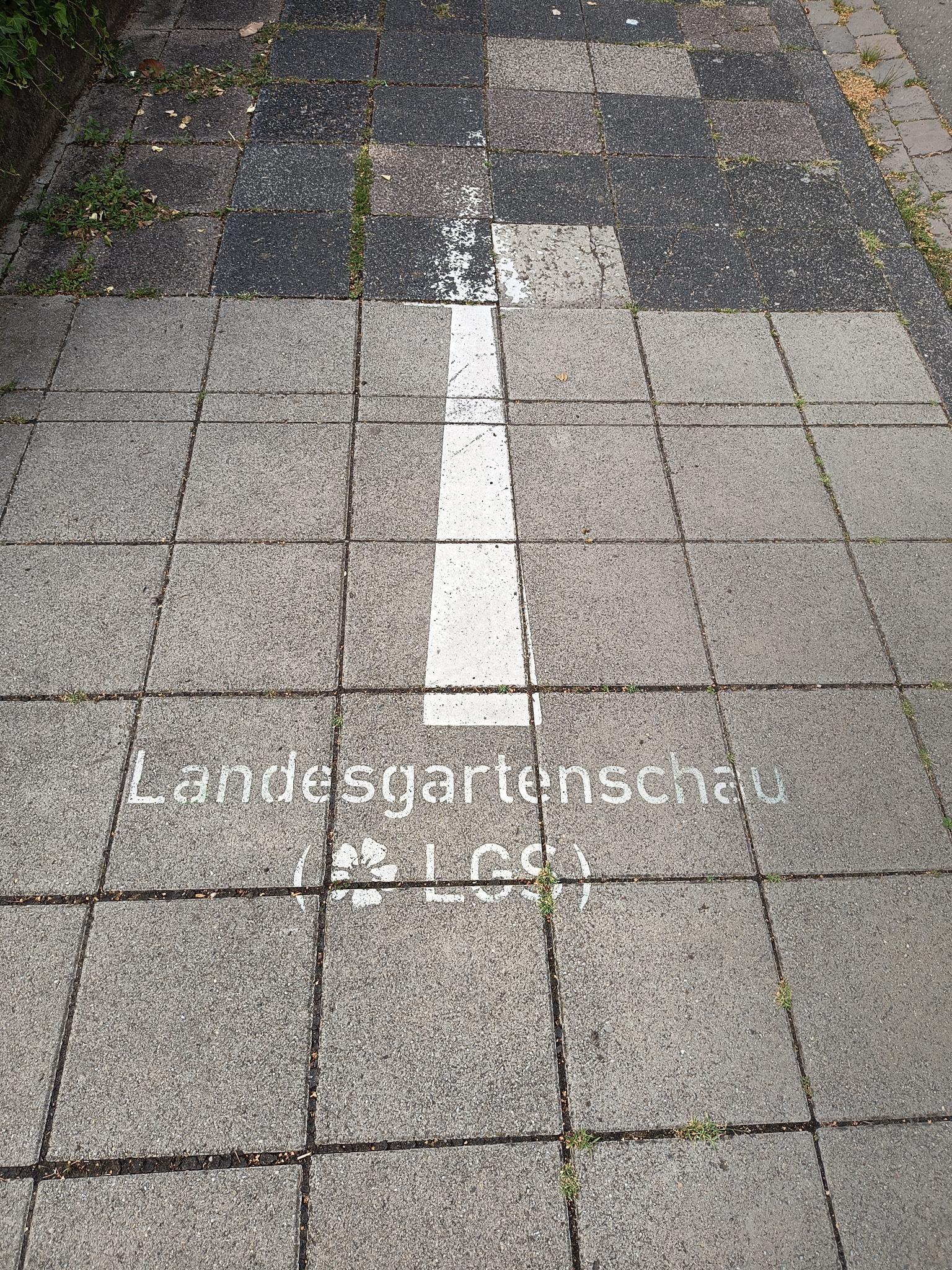 Datei:LGS-Wegweiser Bürgerstraße Landau.jpeg