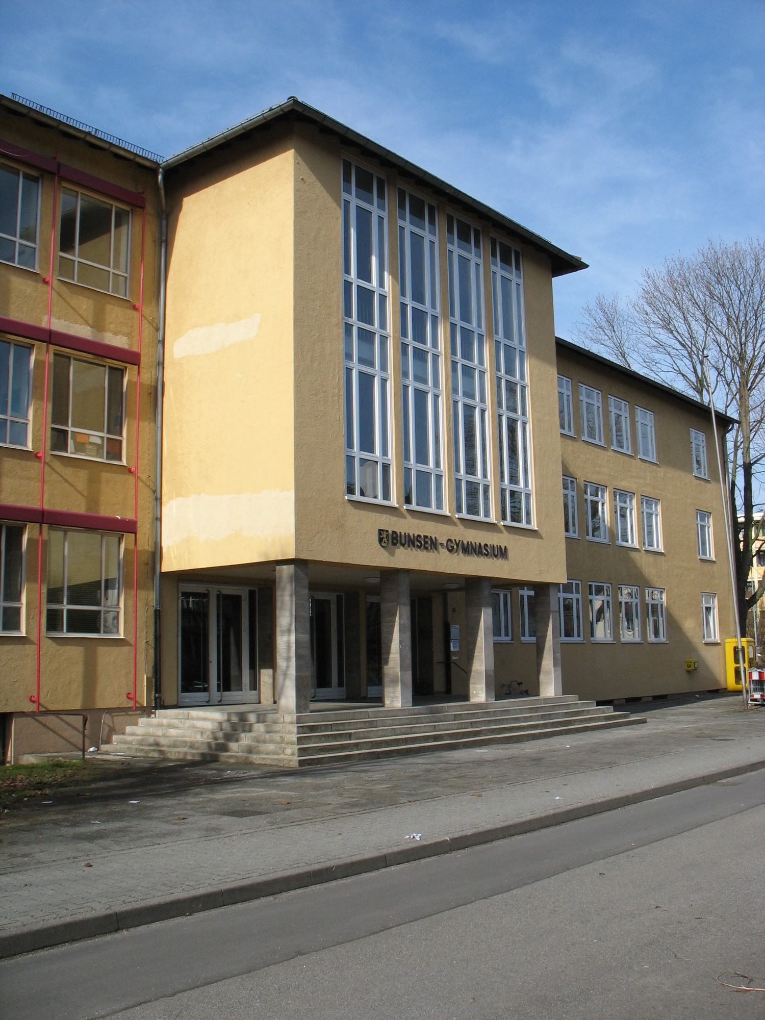 Datei:Bunsen-Gymnasium Heidelberg.jpg