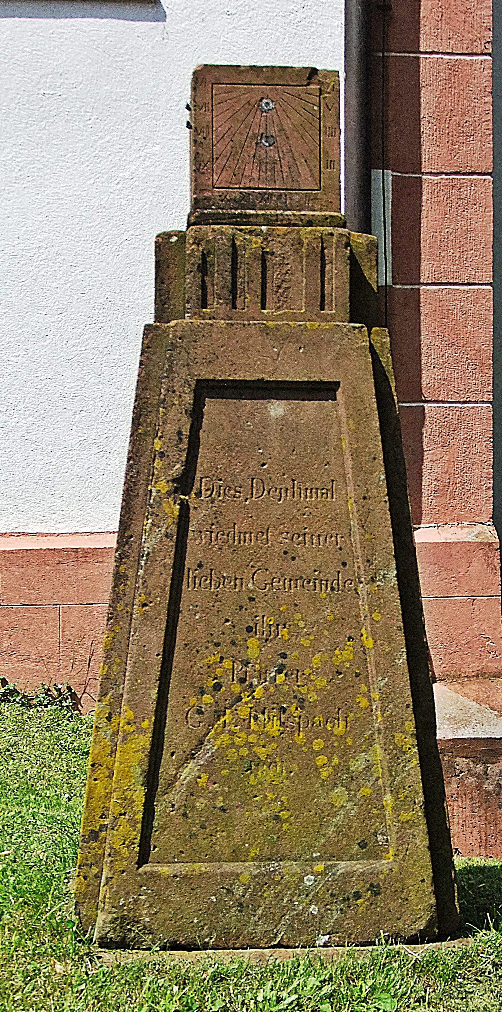 Datei:Denkmal Ulrichskirche Neckargemünd 01.JPG