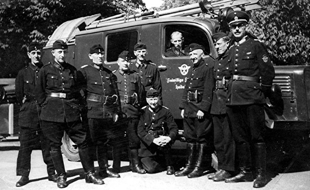 Freiwillige Feuerwehr Heidelberg 1940 01.jpg