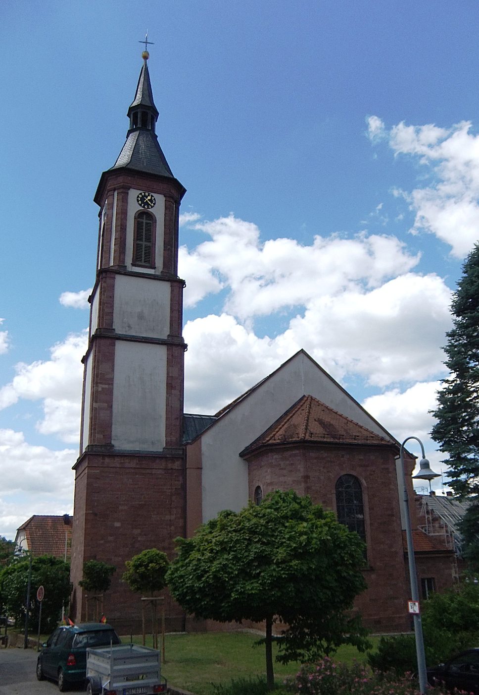 Datei:Paul-Gerhard-Kirche Neunkirchen 02.JPG