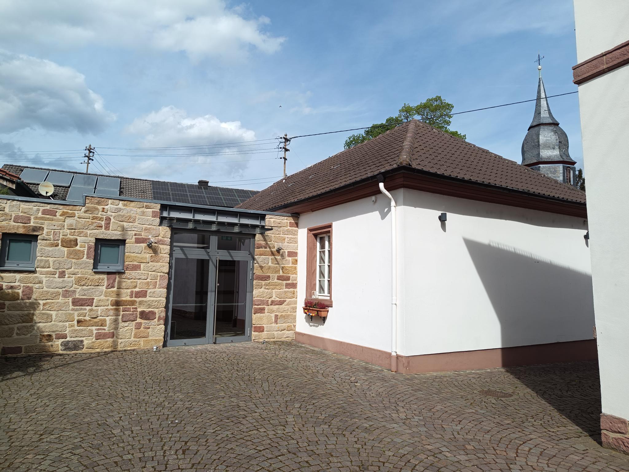 Datei:Dorfgemeinschaftshaus Kleinfischlingen 1.jpeg