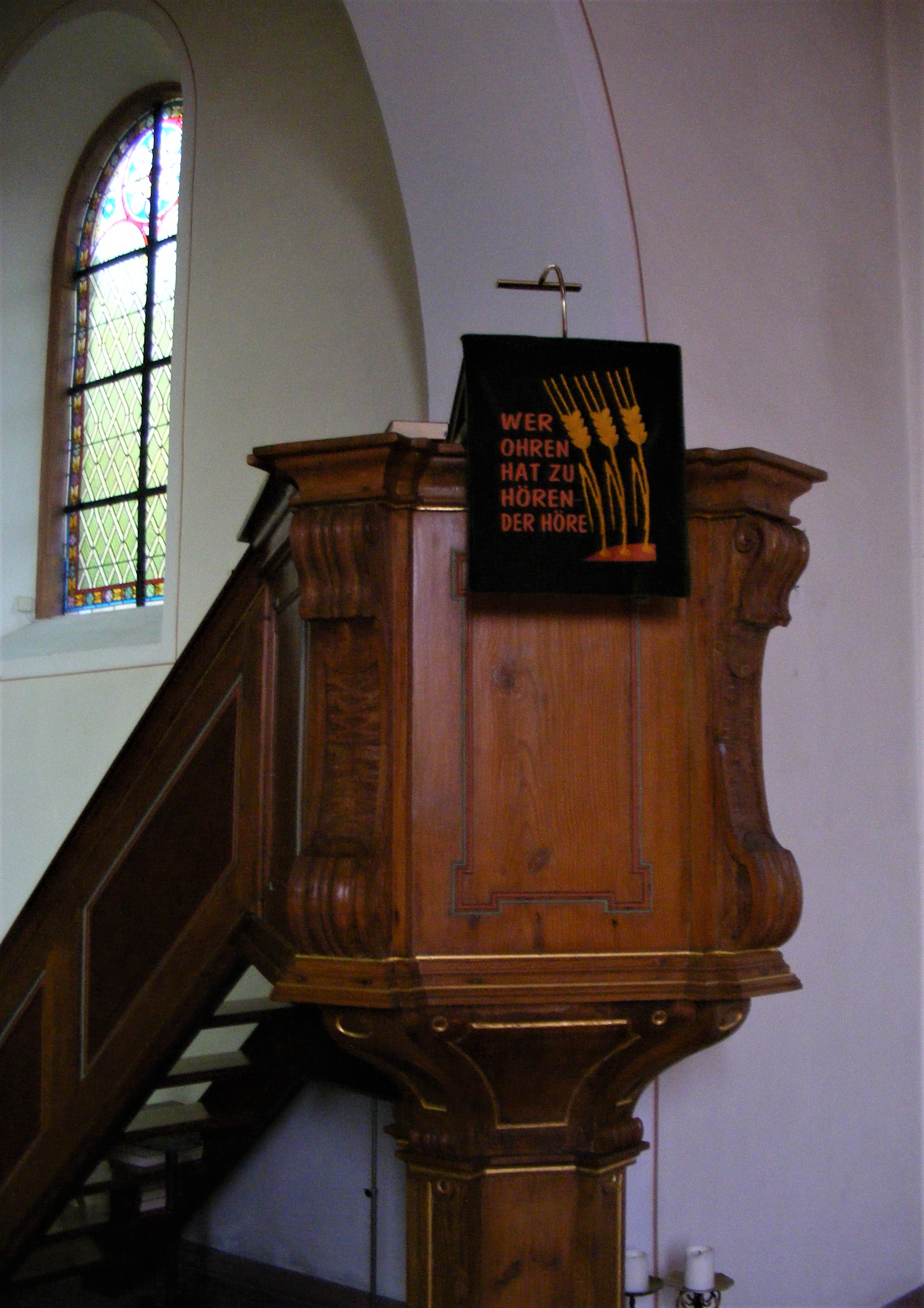 Datei:Protestantische Kirche Insheim Kanzel.jpg