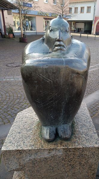 Datei:Lederstrumpfbrunnen Edenkoben 3.jpeg