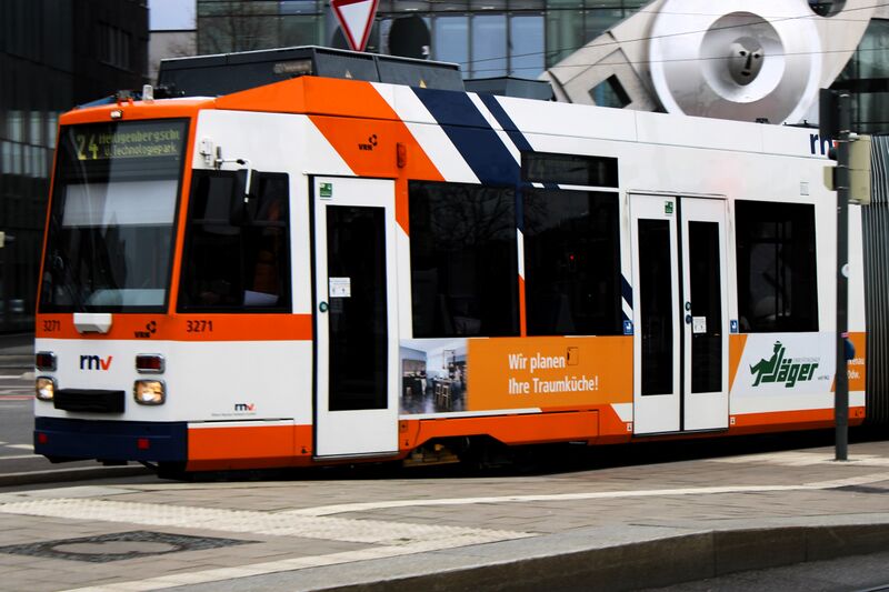 Datei:MGT6D 3271.jpg