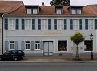 Hof-Apotheke Schwetzingen 01.jpg