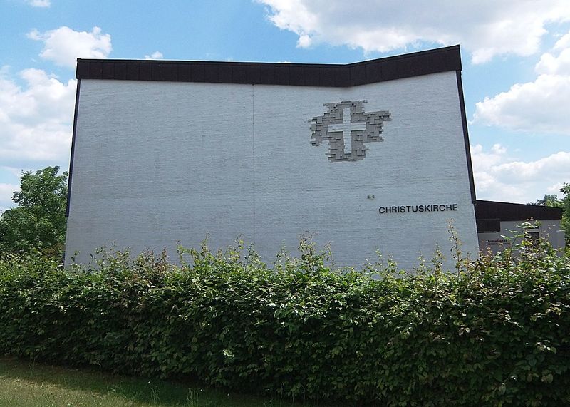 Datei:Christuskirche Rülzheim 01.JPG