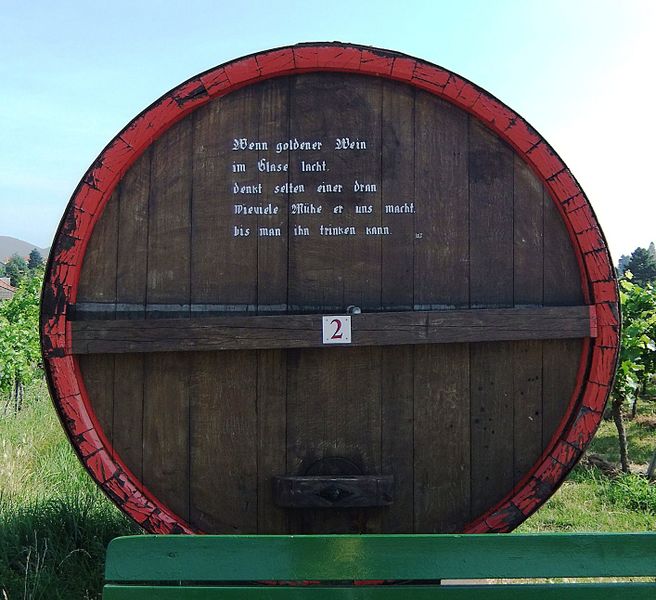 Datei:Weinlehrpfad Edenkoben 04.JPG