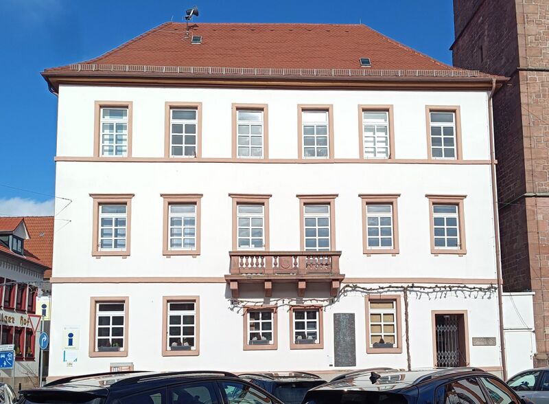 Datei:Rathaus Edenkoben.jpeg