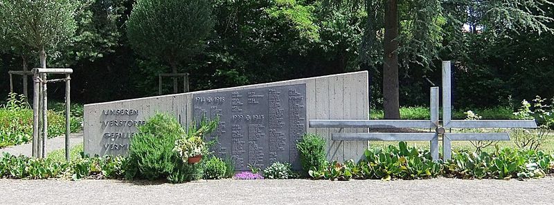 Datei:Gefallenendenkmal Hördt 01.JPG