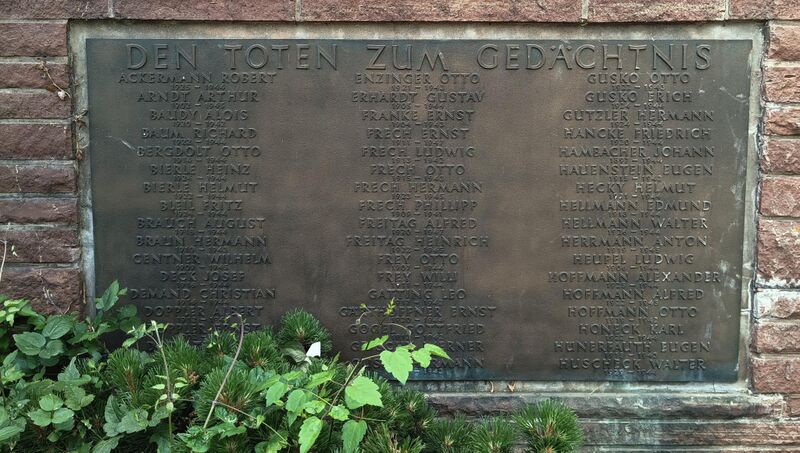 Datei:Gefallenendenkmal Essingen 3.jpeg