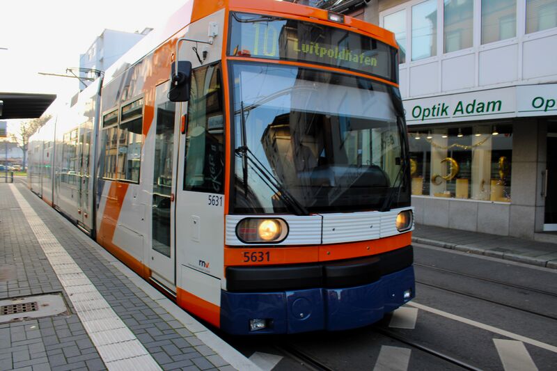 Datei:GT6N 5631 (3).jpg