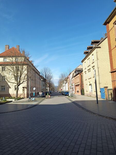 Datei:Friedrich-Ebert-Straße Landau 5.jpeg