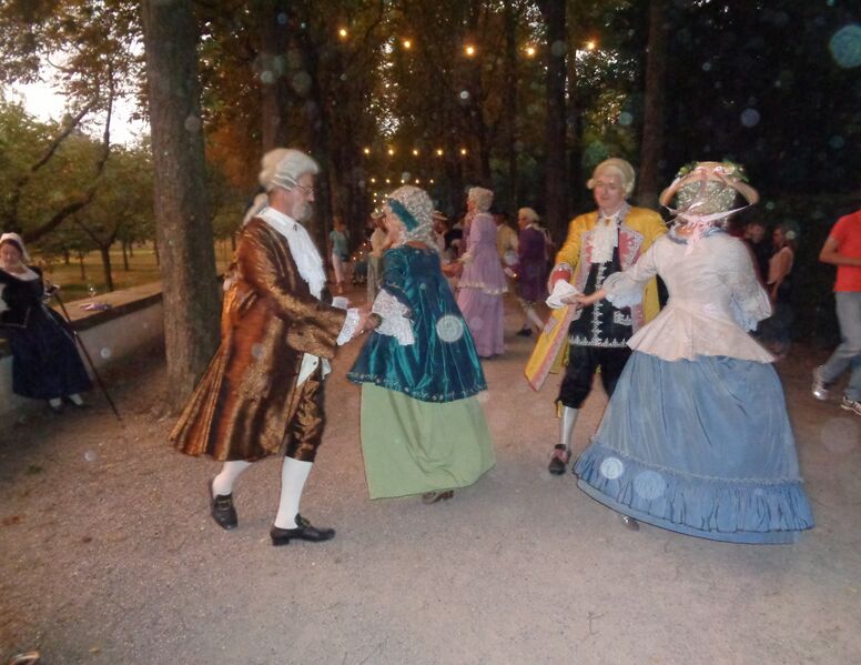 Datei:Der Churfürstliche Hofstaat beim Lichterfest 2019.jpg