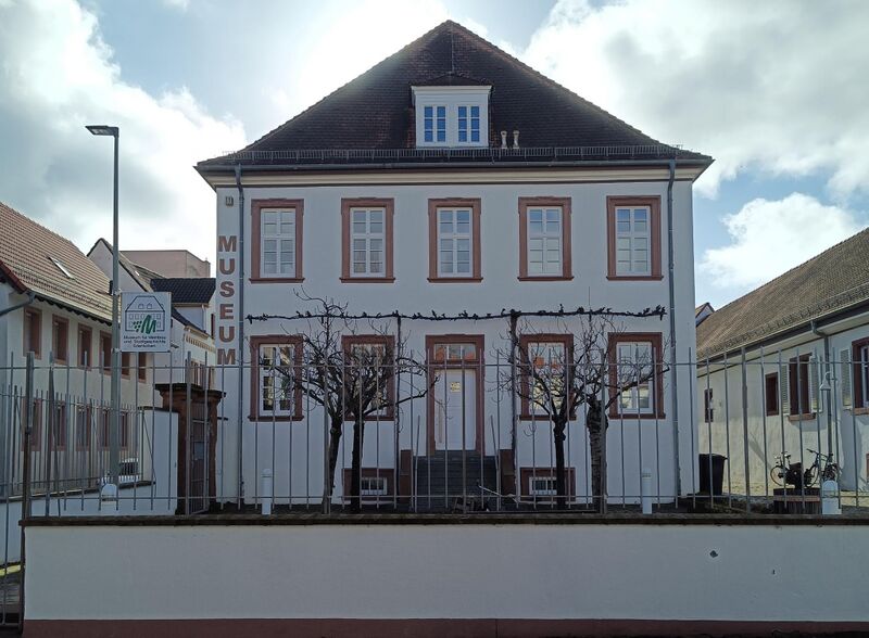 Datei:Edenkoben Weinmuseum 3.jpeg