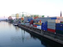 Containerumschlagplatz Am Salzkai in Mannheim