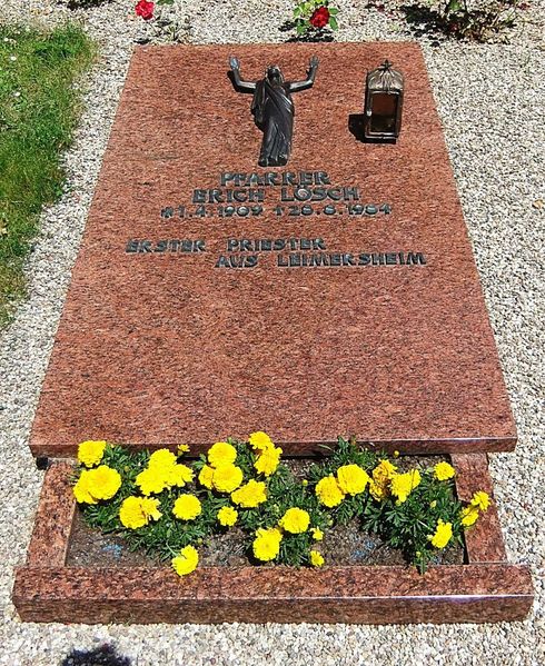 Datei:Erich Lösch Grab Leimersheim.JPG