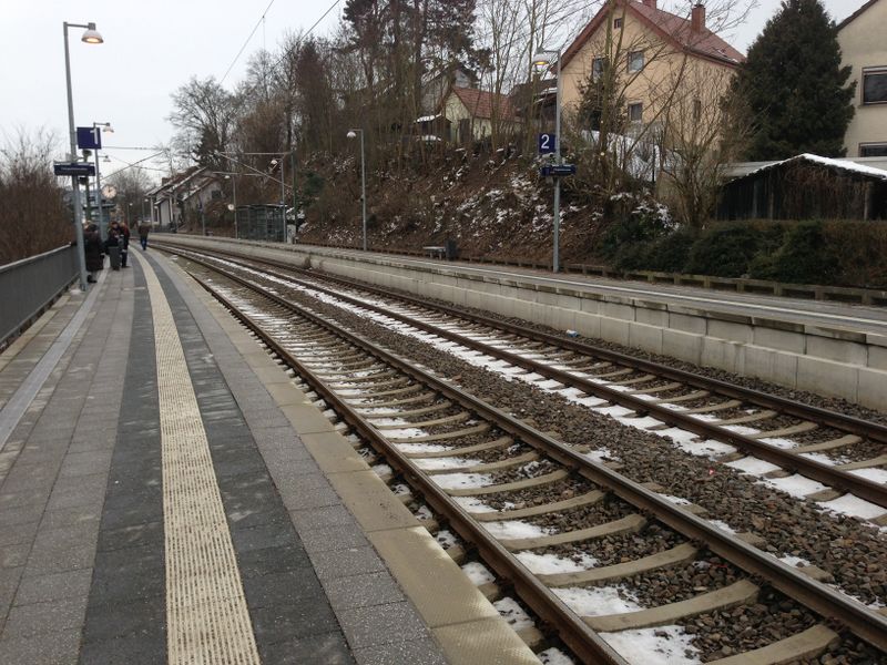 Datei:Haltepunkt Reilsheim.jpg