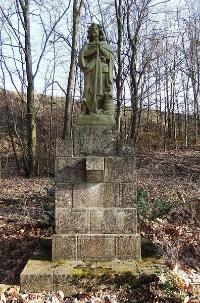 Datei:Wendelinusstein Rettigheim.JPG