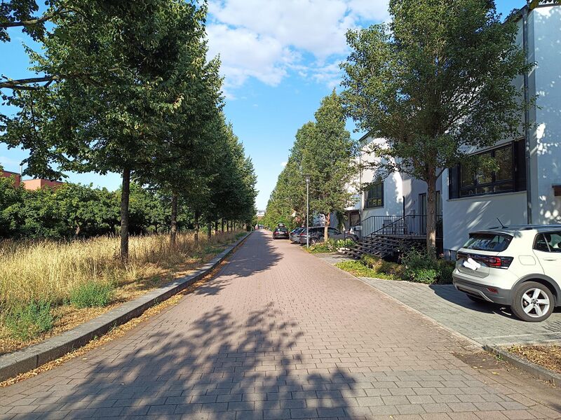 Datei:Alcide-de-Gasperi-Straße Landau 1.jpeg