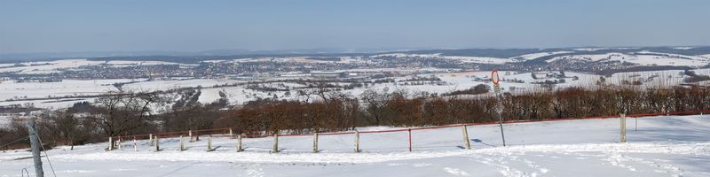 Datei:Snh-Steinsberg-Aussicht-Winter-02.jpg
