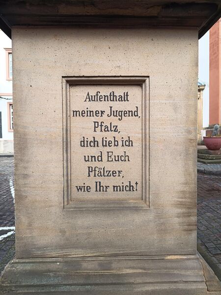 Datei:Ludwigsdenkmal Edenkoben 5.jpeg