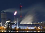 BASF bei Nacht