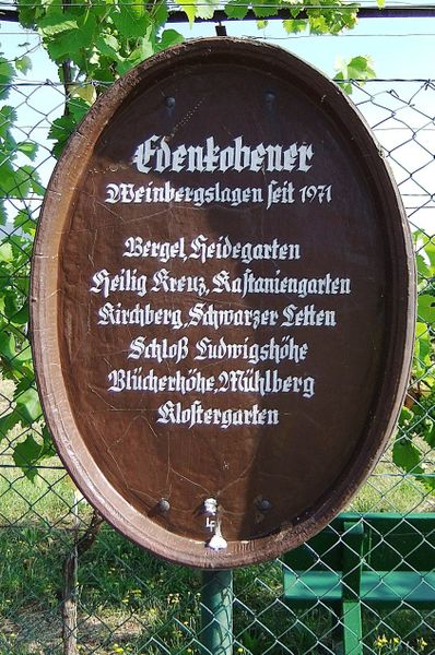Datei:Weinlehrpfad Edenkoben 13.JPG