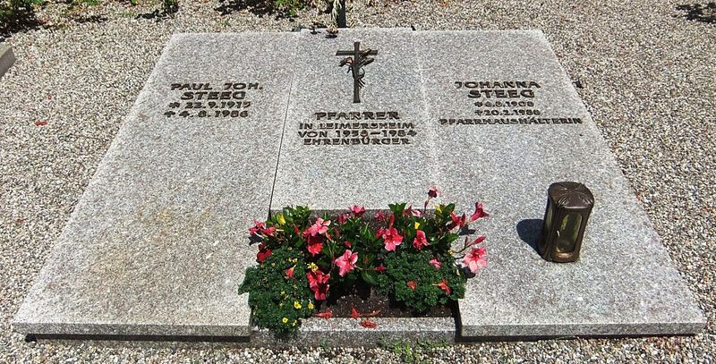 Datei:Paul Steeg Grab Leimersheim.JPG