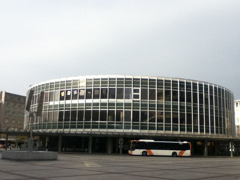 Datei:Ludwigshafen Tortenschachtel.jpg